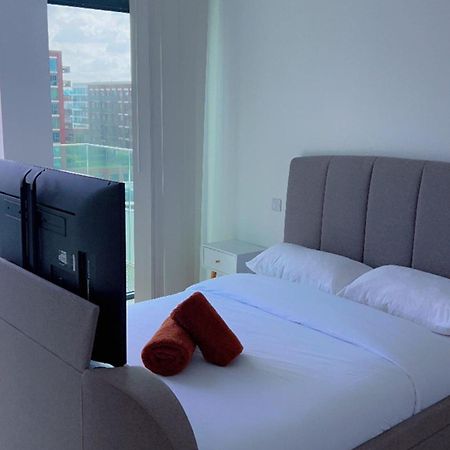 Ds Rentals - Entire 1 Bedroom Apartment London Exterior photo